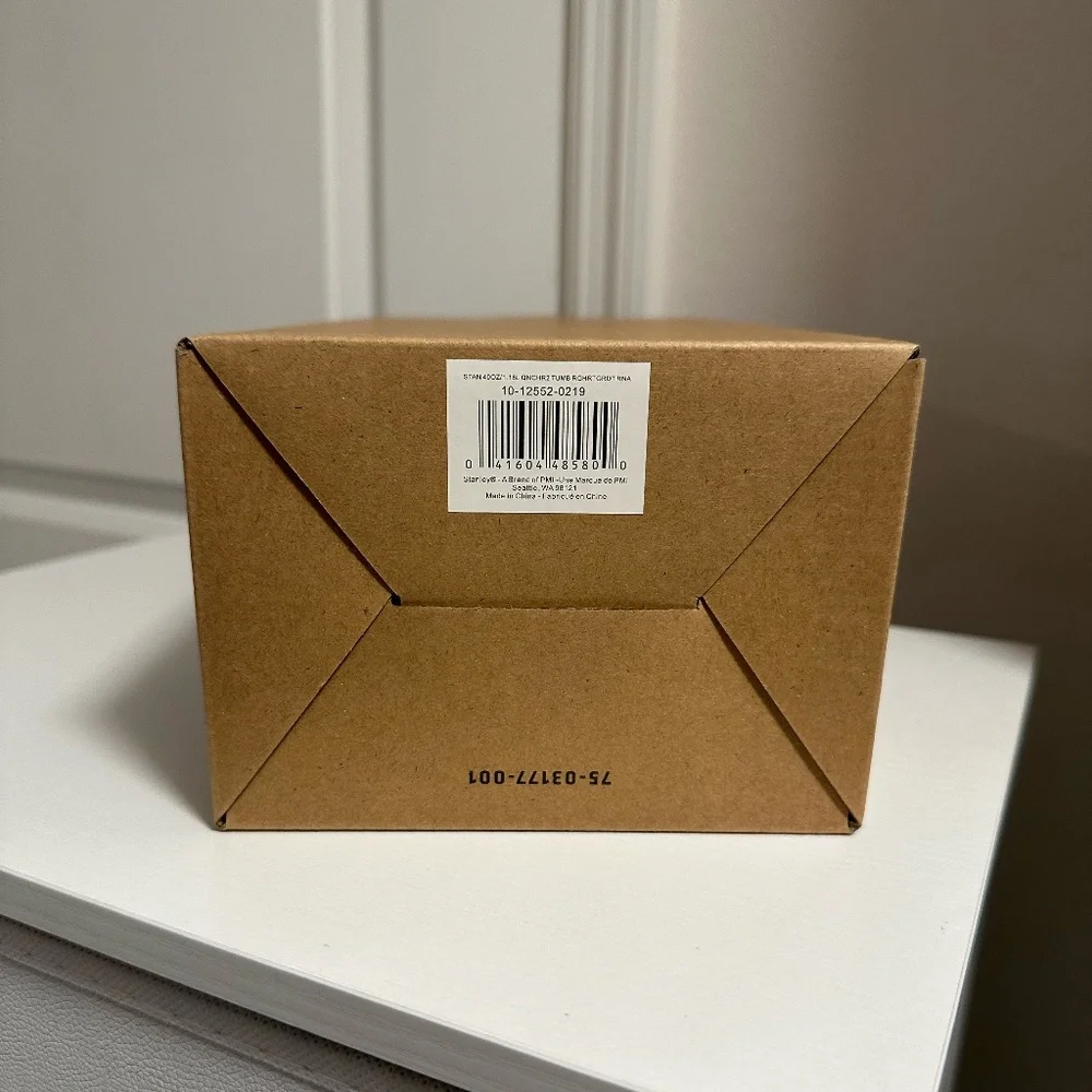 Red Valentine's Day Stanley - Target - 40 oz - Picture 7 of 8